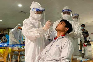 Thông tin bất ngờ về chủng virus SARS-CoV-2 từ các ca bệnh ở tổ bốc xếp tại sân bay Tân Sơn Nhất