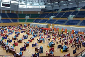 Đà Nẵng: Điều chuyển tiêm 1.000 liều vaccine Covid-19 cho shipper công nghệ đi giao hàng