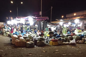 Nhiều bất cập tại Chợ đầu mối Hóc Môn, sự việc có “chìm xuồng” trong im lặng?