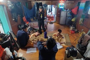 Bóc gỡ đường dây dùng hóa đơn khống để hợp thức hóa cát khai thác trái phép tại Hà Tĩnh