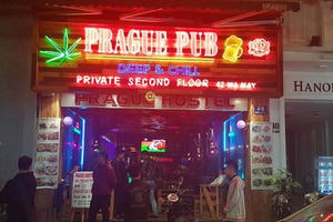 Phố cổ sau 0 giờ Phố cổ sau 0 giờ