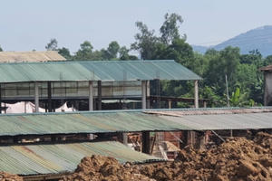 Nghệ An: Xử lý dứt điểm tình trạng xây dựng trái phép tại nhà máy gạch sông Gang Nghệ An: Xử lý dứt điểm tình trạng xây dựng trái phép tại nhà máy gạch sông Gang