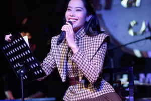 Nam Em: Hát tình ca để tìm lại chính mình