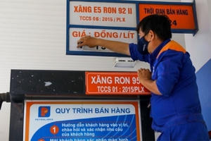 Hôm nay, giá xăng RON95-III tăng lần thứ 3 liên tiếp