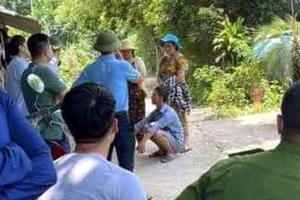 Bất ngờ danh tính nghi phạm trong vụ án khiến 3 người trong một gia đình ở Hà Nội tử vong Bất ngờ danh tính nghi phạm trong vụ án khiến 3 người trong một gia đình ở Hà Nội tử vong