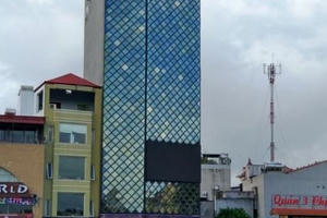 Hải Phòng: Cảnh sát đột kích quán Karaoke Ryby phát hiện hơn 10 người đang phê ma túy Hải Phòng: Cảnh sát đột kích quán Karaoke Ryby phát hiện hơn 10 người đang phê ma túy