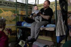 Ukraine phớt lờ yêu cầu của Nga, hàng nghìn người mắc kẹt ở Severodonetsk