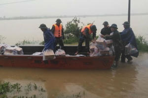 Sớm đưa dân vùng lũ trở lại cuộc sống bình thường