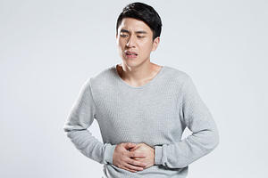 Viêm đại tràng mạn tính không dứt hẳn vì chữa chưa đúng cách