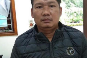 Túng quẫn vì không có tiền trả nợ, đối tượng tìm cách bán con gái sang Trung Quốc