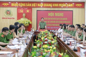 Công an Hà Tĩnh hưởng ứng ngày pháp luật Việt Nam