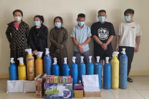 Nghệ An: Bắt 6 đối tượng kinh doanh thuốc lá điện tử, bóng cười