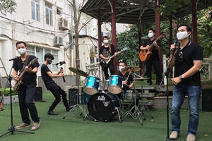 Đại học Văn hóa Hà Nội ra mắt MV “Tế Covid”, khát khao chiến thắng dịch bệnh Đại học Văn hóa Hà Nội ra mắt MV “Tế Covid”, khát khao chiến thắng dịch bệnh