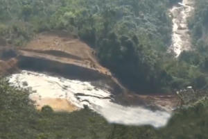 Thời sự 9h ngày 13/3/2017: Nguy cơ ô nhiễm từ bể lắng quặng bị vỡ