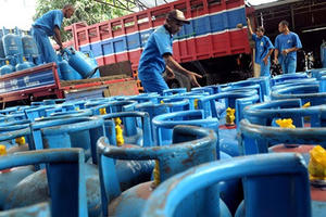 Kinh tế 24h: Giá vàng, giá gas giảm