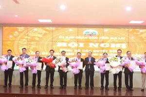 Gia Lai: Công bố các quyết định của UBND tỉnh về công tác cán bộ