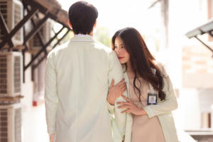 Nam Em trở lại với ca khúc ngọt lịm mang tên "Anh muốn quên em không?"