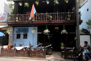 Thú vị khi uống cà phê trong hầm biệt động Sài Gòn