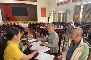 Bưu điện 4 tỉnh chi gộp 3 tháng lương hưu, trợ cấp BHXH