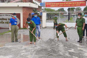 Những hy sinh thầm lặng cho cuộc sống bình yên