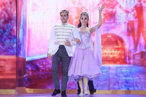 Lâm Chi Khanh nghẹn ngào kể quá khứ chuyển giới, ước mơ mặc váy cưới