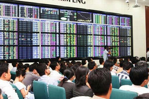 Giao dịch trung bình mỗi ngày trên VN-Index gần 1 tỷ USD