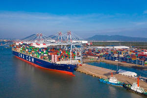 Cảng biển lớn tiếp tục giữ vai trò đầu tàu trong chuỗi logistics quốc gia