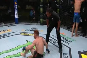 [Clip]: Pha ra đòn cực "độc" khiến đối thủ gục ngã