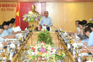 Thủ tướng Nguyễn Xuân Phúc làm việc với công ty Formosa Hưng nghiệp Hà Tĩnh