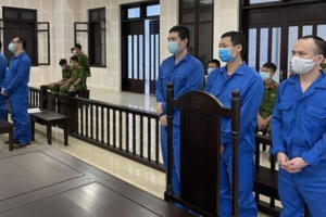 Tuyên án vụ nhóm người Trung Quốc tổ chức đóng phim sex