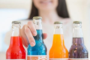 WHO: Nên cân nhắc áp thuế lên nước ngọt