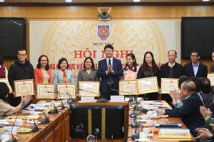 Phổ biến, giáo dục pháp luật: Ngày càng có chiều sâu, thực chất, hiệu quả Phổ biến, giáo dục pháp luật: Ngày càng có chiều sâu, thực chất, hiệu quả