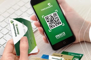 Slide - Điểm tin thị trường: Vietcombank tăng một loạt phí dịch vụ từ ngày 1/3