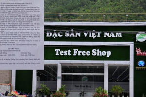 Khánh Hòa: Công trình sai phạm “biến tướng” thành cửa hàng đón khách Trung Quốc?