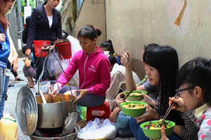 Lập Facebook bán món ăn đường phố Lập Facebook bán món ăn đường phố