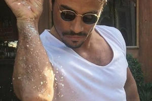 Nhà hàng của Salt Bae - Thánh rắc muối bị đánh giá là "nhà hàng tồi tệ nhất" nước Mỹ