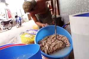 Ớn lạnh bì heo!