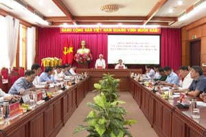 Đoàn kiểm của Bộ Chính trị làm việc với Ban Thường vụ Tỉnh ủy Đắk Lắk