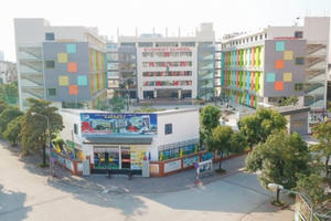 Chủ tịch Trường Everest nói gì về việc thu học phí học qua online?