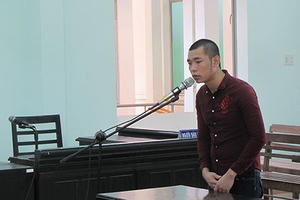 Khánh Hòa: 18 năm tù dành cho nam thanh niên chém tử vong cậu ruột