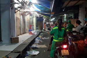 TP HCM: Vợ đâm chết chồng ngay trong chợ