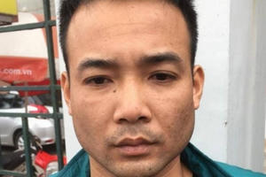 Giấu chất nghi ma túy vào "chỗ kín" vẫn bị lực lượng 141 phát hiện