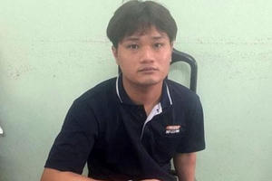 Vĩnh Phúc: Dùng dao uy hiếp nữ chủ quán điện thoại cướp tiền