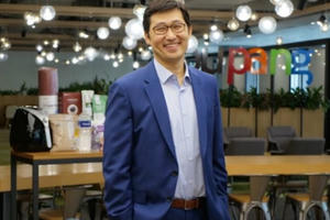 Bỏ học Harvard, lập doanh nghiệp giống Amazon và trở thành tỷ phú USD Bỏ học Harvard, lập doanh nghiệp giống Amazon và trở thành tỷ phú USD