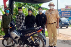 Thái Nguyên: Bắt giữ 3 đối tượng "thông chốt" kiểm dịch, tấn công lực lượng chức năng