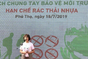 Tour caravan kêu gọi hạn chế rác thải nhựa