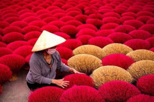 Các làng nghề tất bật đón Tết