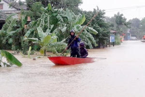 Miền Trung: Gần 1 nghìn trường học tổ chức khai giảng muộn