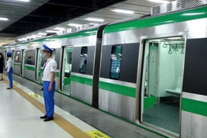 Lịch chạy tàu điện và xe buýt Hà Nội dịp Tết Nguyên đán 2023