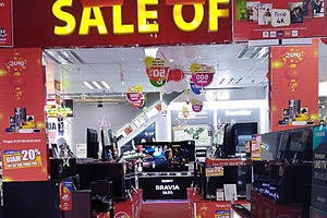 “Chạy đua”… khuyến mại Tết